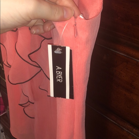A. Byer size XLJ peach high neck tank with ruffles - Picture 4 of 8